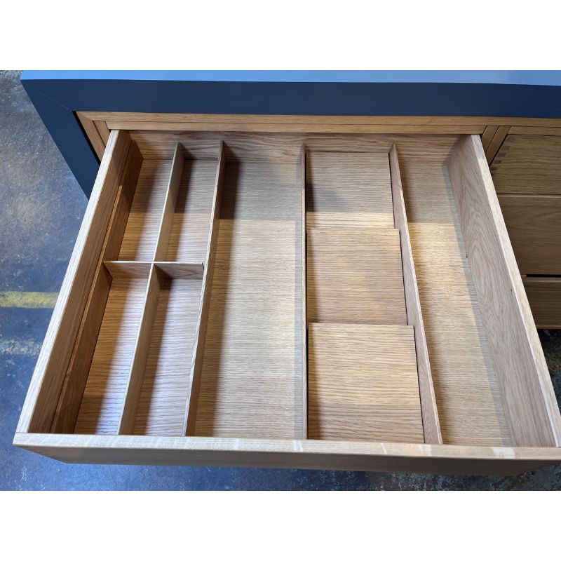 Bestikindsatse i kombinationssystem i egetræ