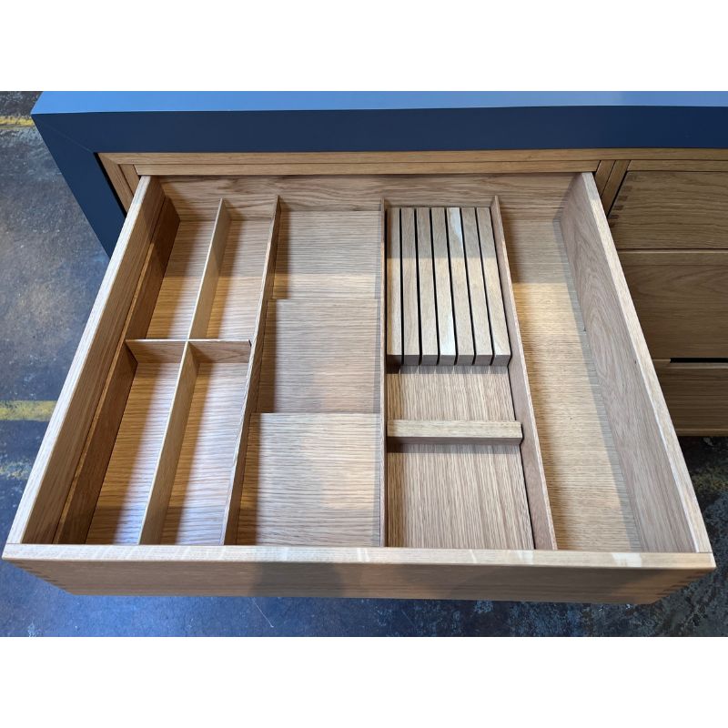 Bestikindsatse i kombinationssystem i egetræ